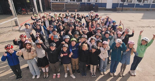 Scholen in Zonnebeke met een Pro Sport Lights fietshelm!