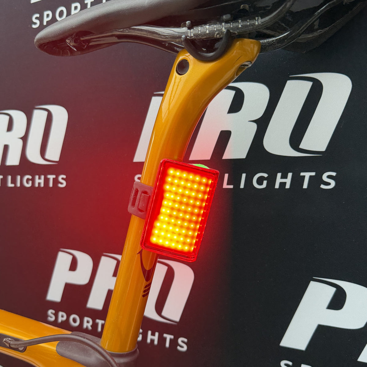 Set luci bici USB ricaricabili 2200 + 300 Lumen