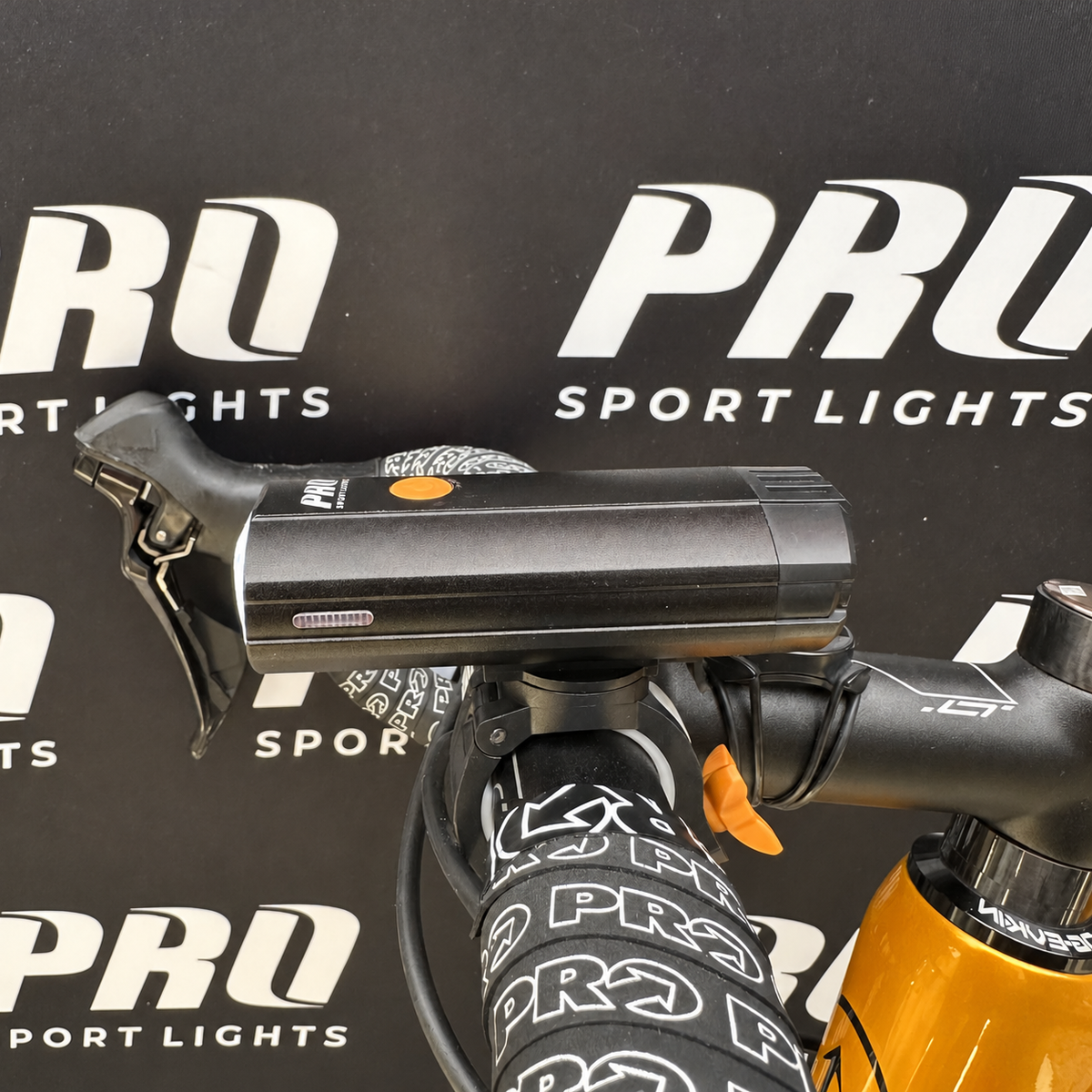 Set luci bici LED 1200 + 120 lumen – USB-C