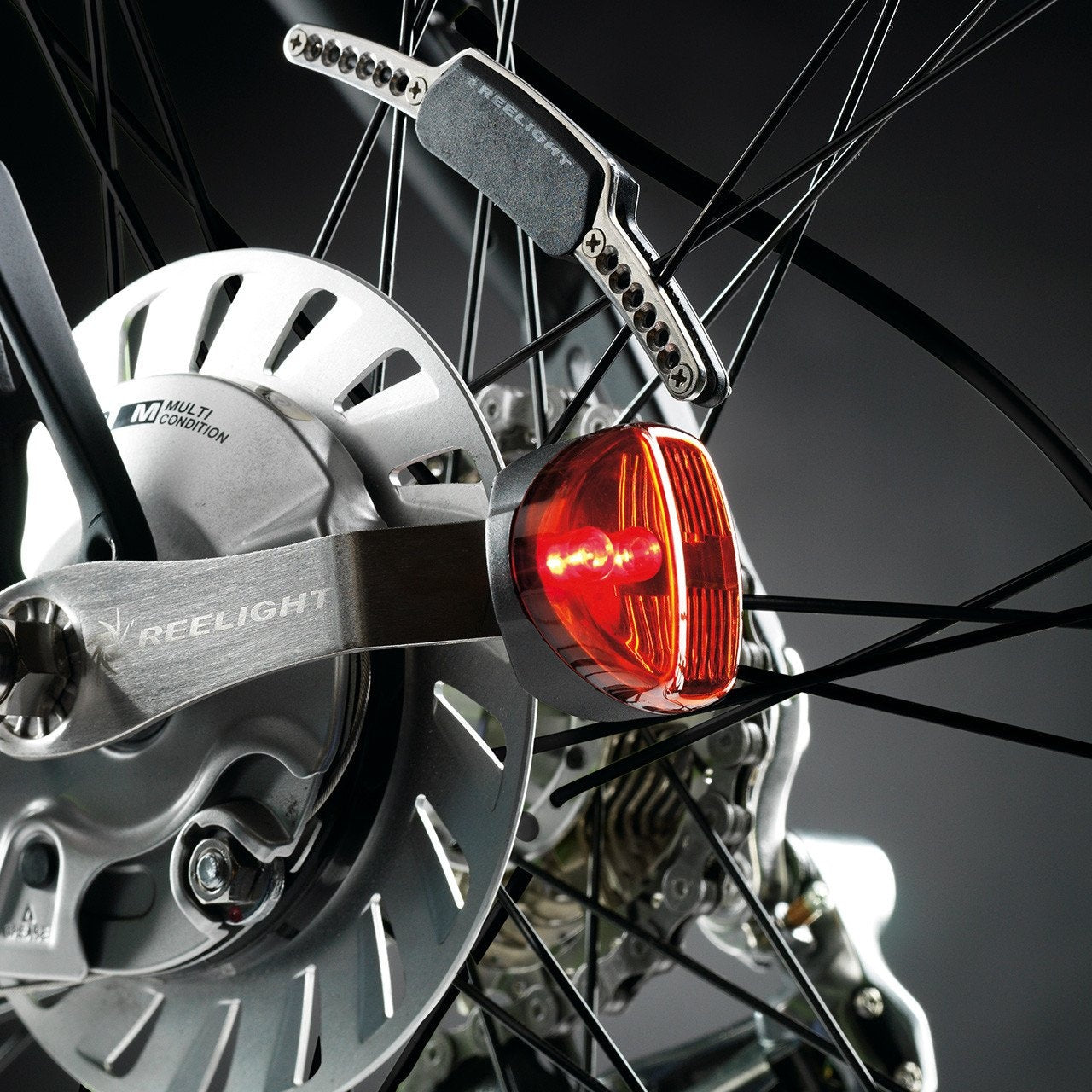 Fietsverlichtingset Magnetisch Voorlicht en Achterlicht SL120 Reelight Dynamo Kopen Online