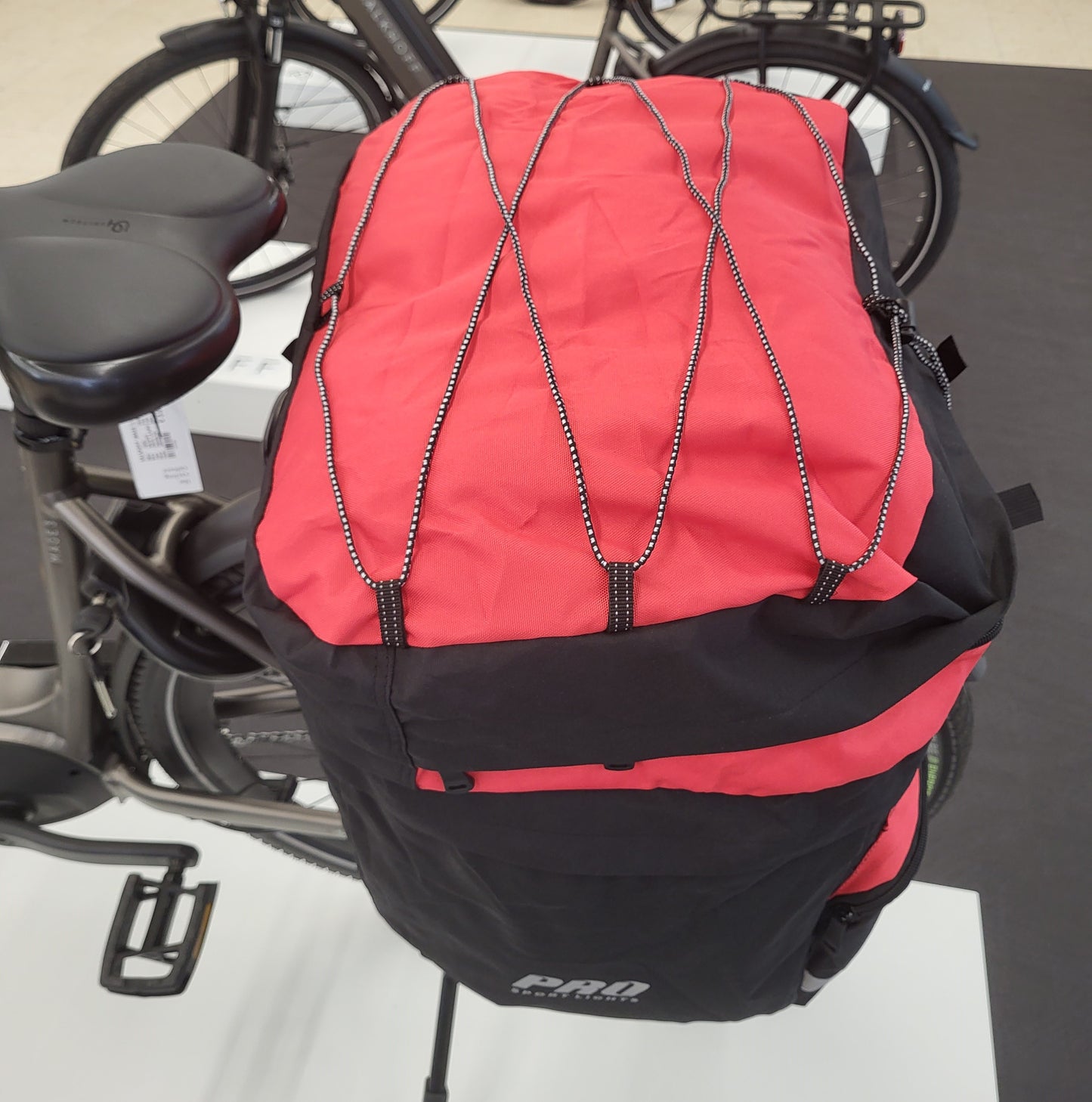 Pro Sport Lights Dubbele fietstas - 46 Liter - Zwart/Rood