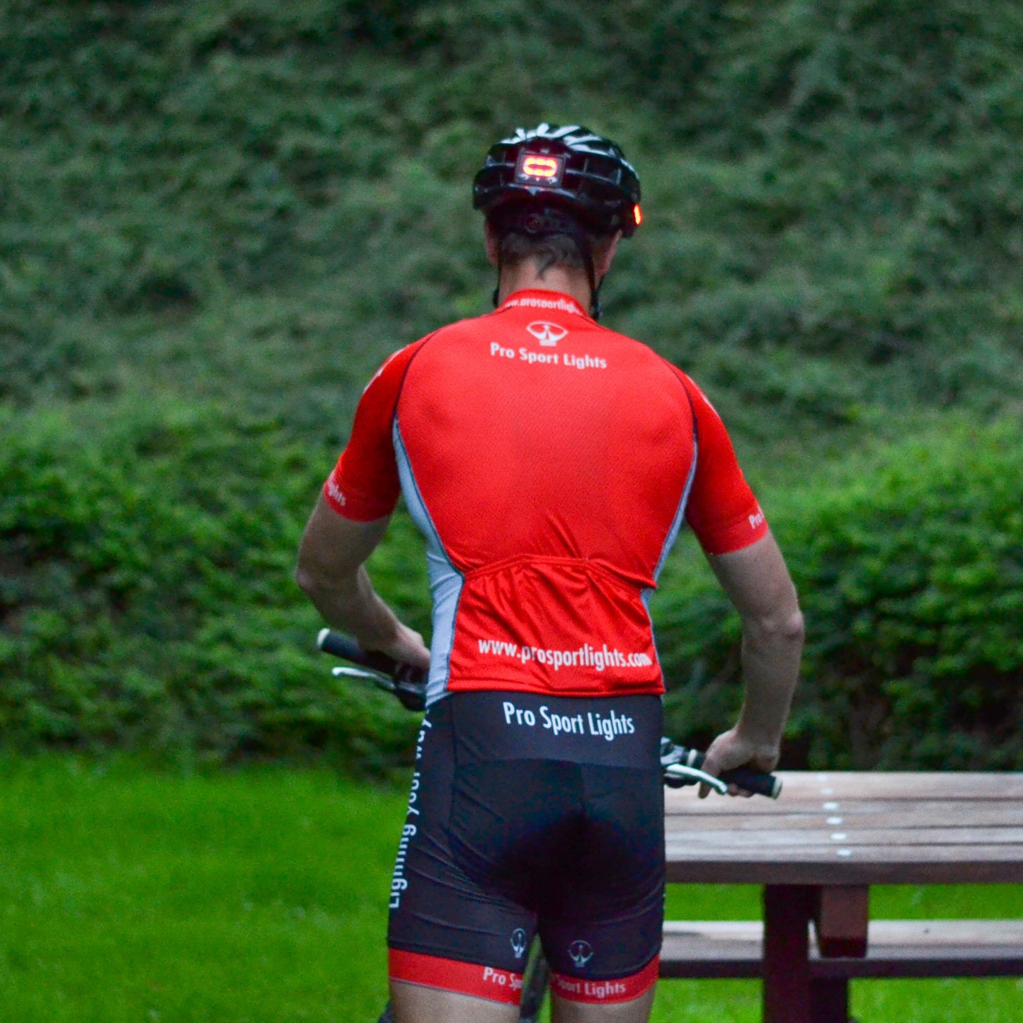 Pro Sport Lights Fietshelm - Zwart