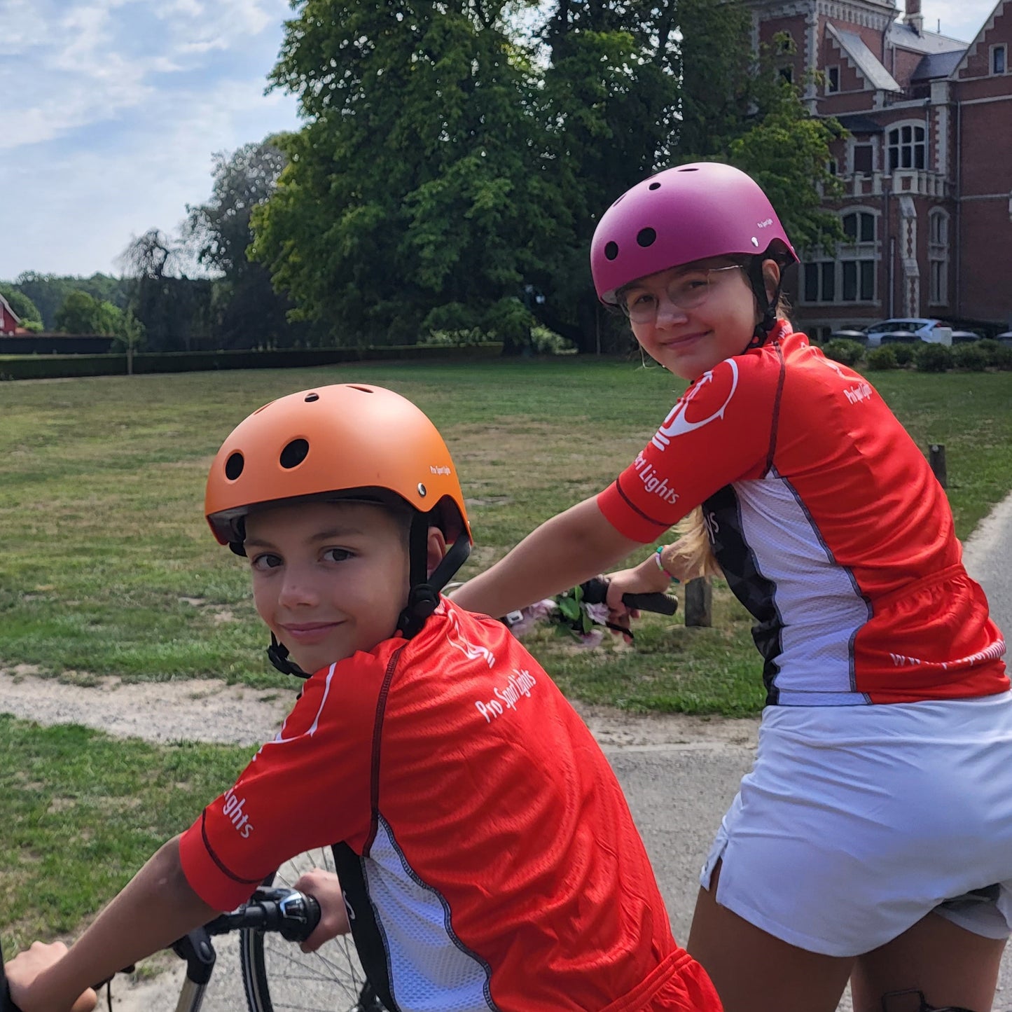 Children's bicycle helmet Matt Pink