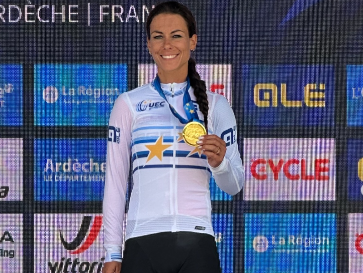 Win een fietsverlichtingsset van Pro Sport Lights met Elke Timperman!
