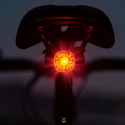 Pro Sport Lights 100 lm LED-takavalo liiketunnistimella – USB-C