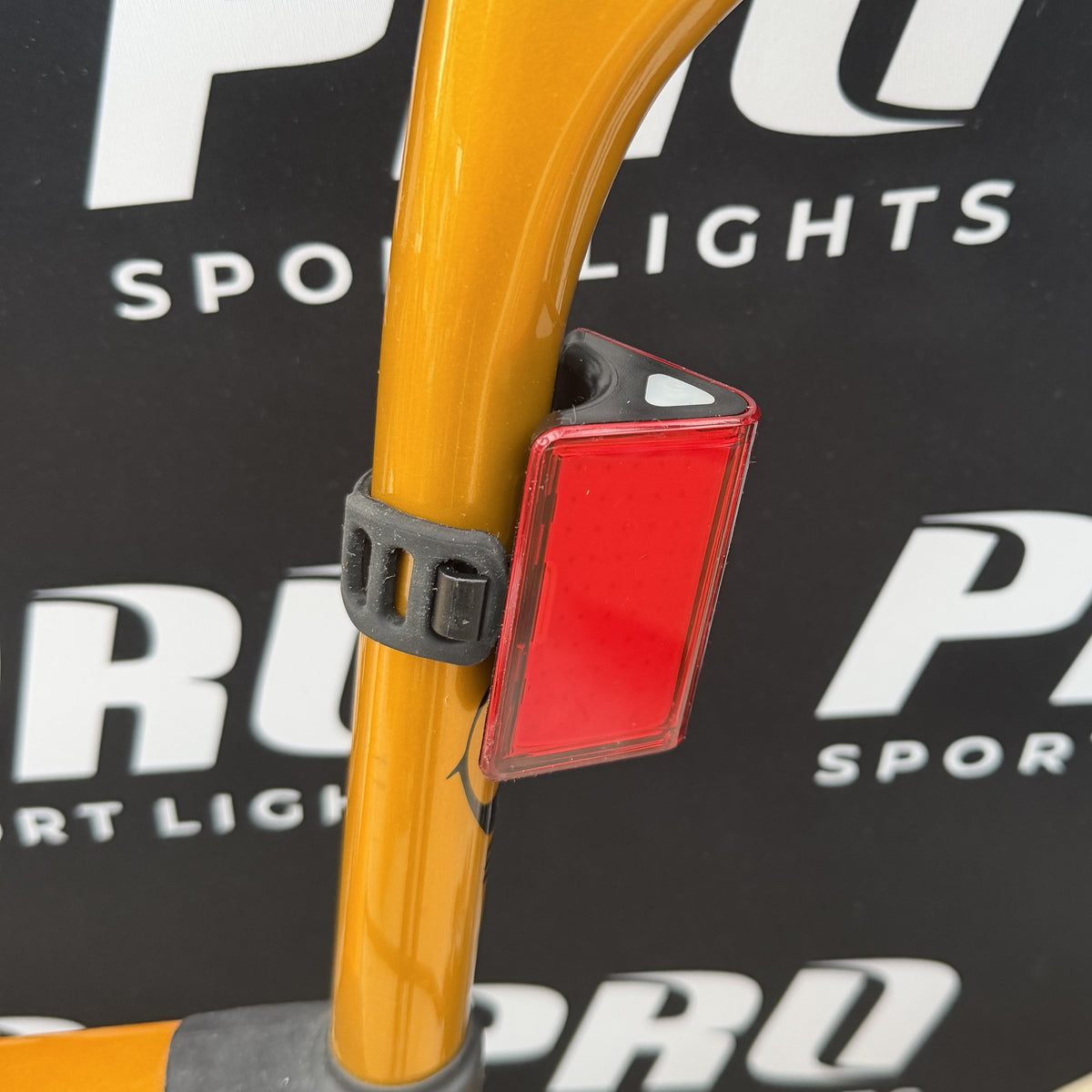 Set luci bici USB ricaricabili 2200 + 300 Lumen