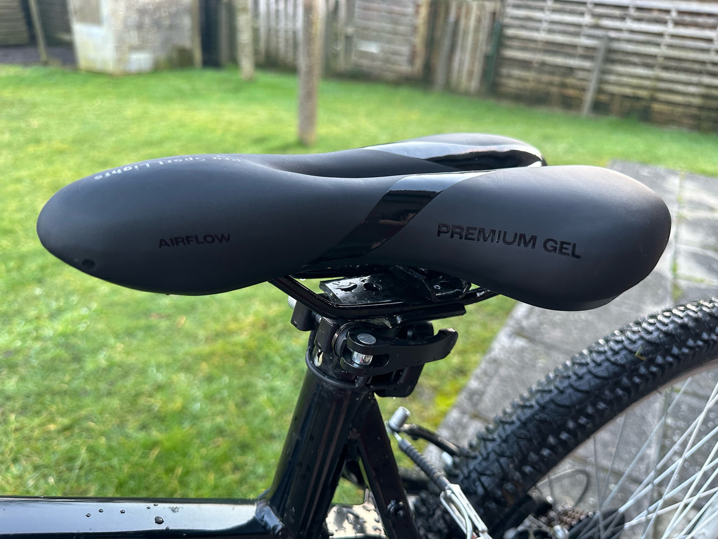 Fietszadel Pro Sport Lights Gel Comfort DamesHeren - Zwart - Premium Gel kopen