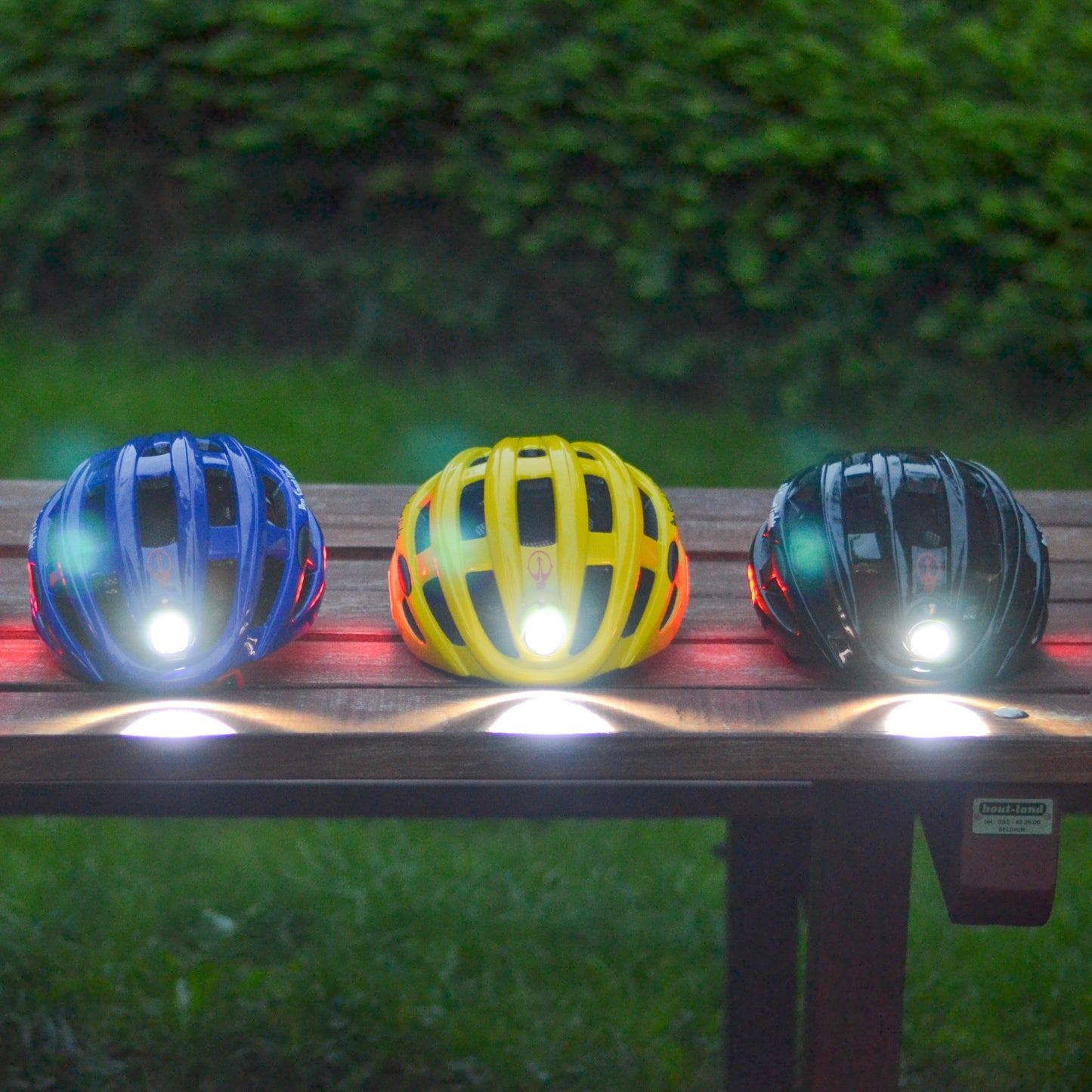 Pro Sport Lights Cycling Helmet - Black